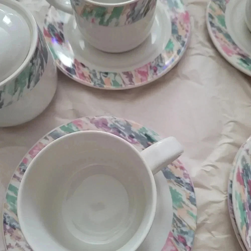 Coffer/Tea/Saucer Set - Picture 10 of 10